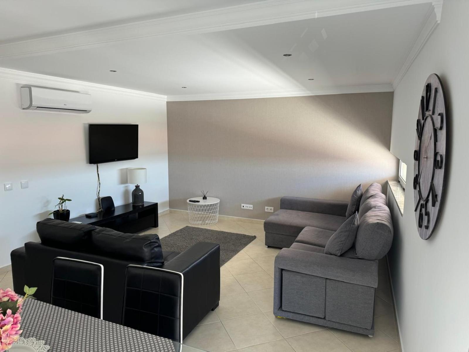 Modern 2 Bed Apartment 5Km Carvoeiro Lagoa  Exterior photo